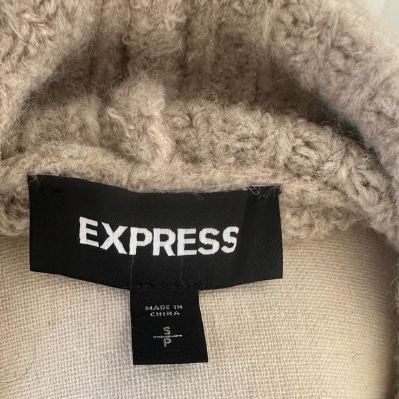 Express turtleneck sweater. Tan. S - Picture 3 of 3